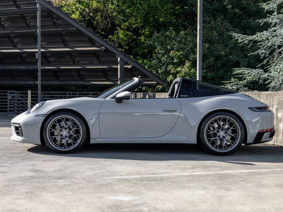 2023 Porsche 992 Targa 4 & 4S - Image 2 of 5