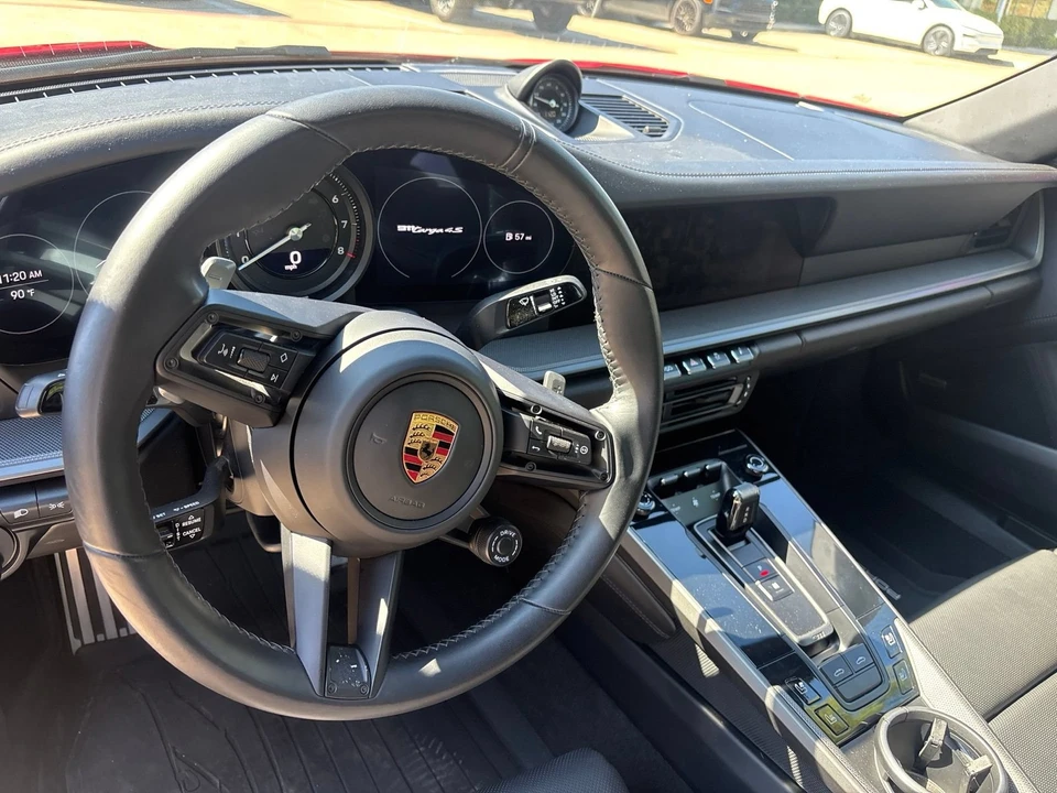 2023 Porsche 992 Targa 4 & 4S - Image 6 of 8