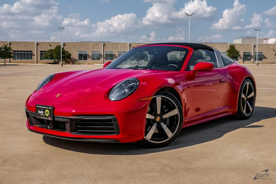 2023 Porsche 992 Targa 4 & 4S - Image 5 of 31