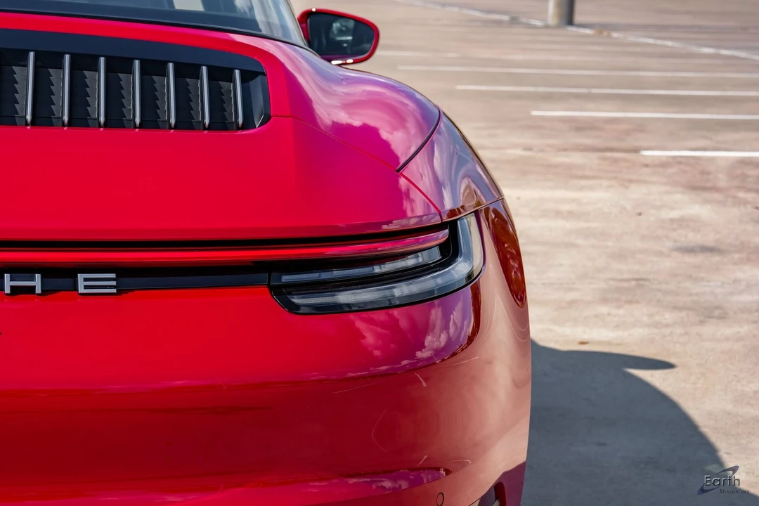 2023 Porsche 992 Targa 4 & 4S - Image 14 of 31