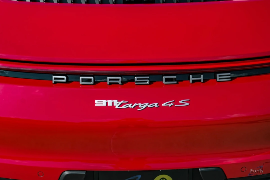 2023 Porsche 992 Targa 4 & 4S - Image 16 of 31