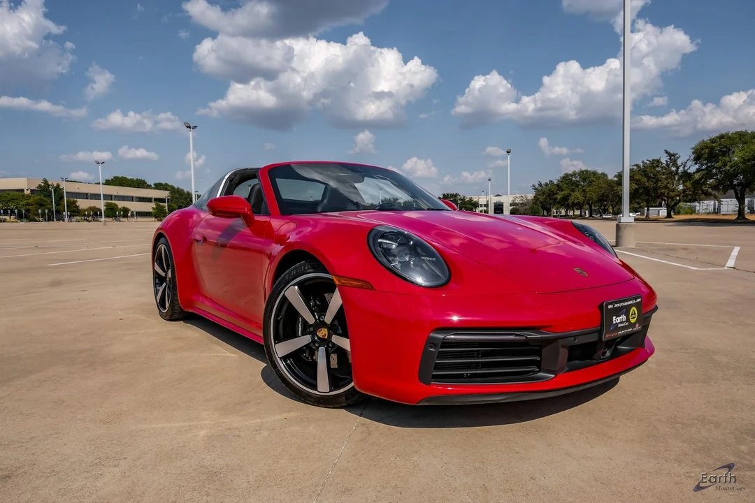 2023 Porsche 992 Targa 4 & 4S - Image 24 of 31