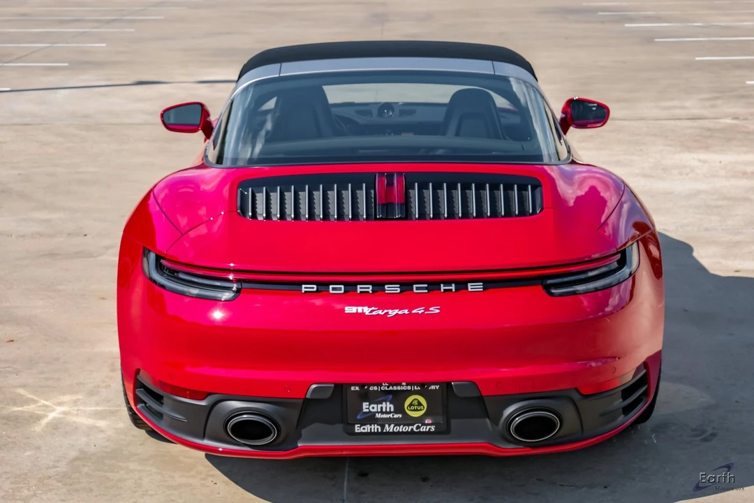 2023 Porsche 992 Targa 4 & 4S - Image 13 of 31