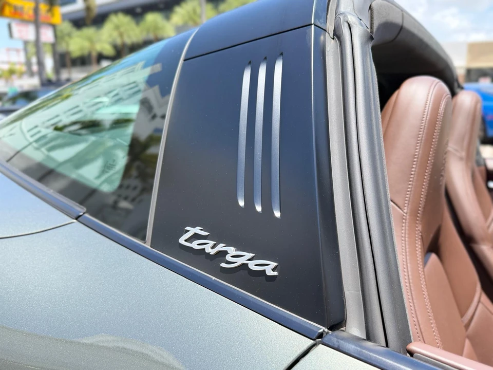 2023 Porsche 992 Targa 4 & 4S - Image 13 of 31