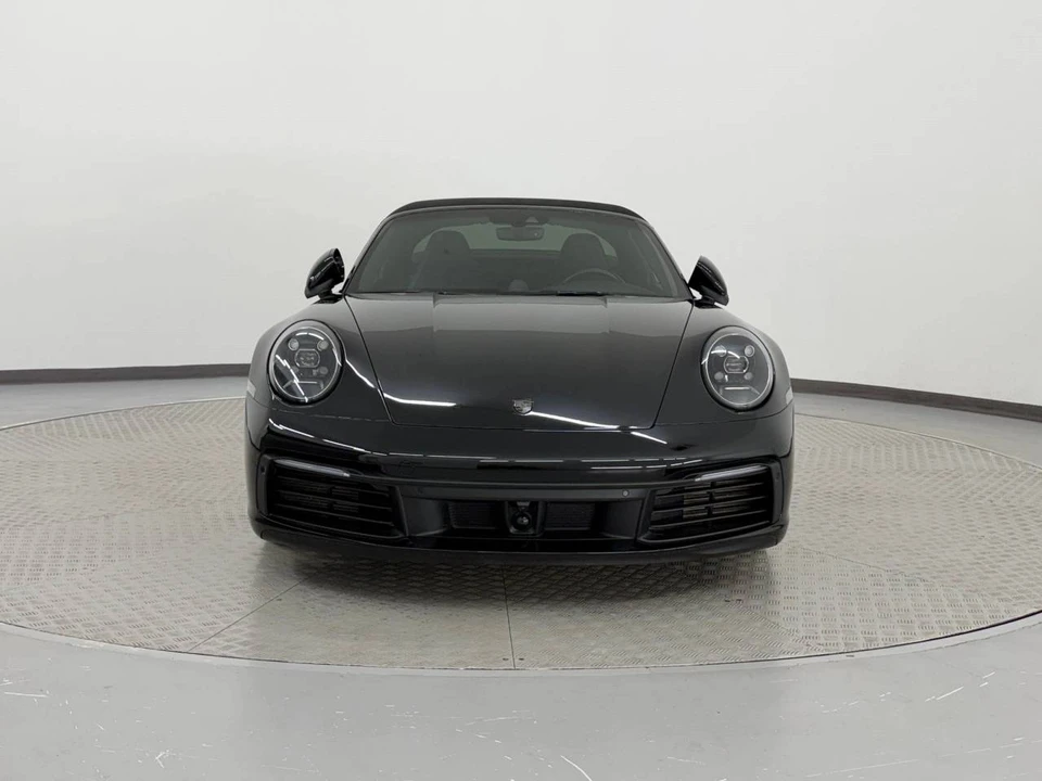 2023 Porsche 992 Targa 4 & 4S - Image 5 of 5