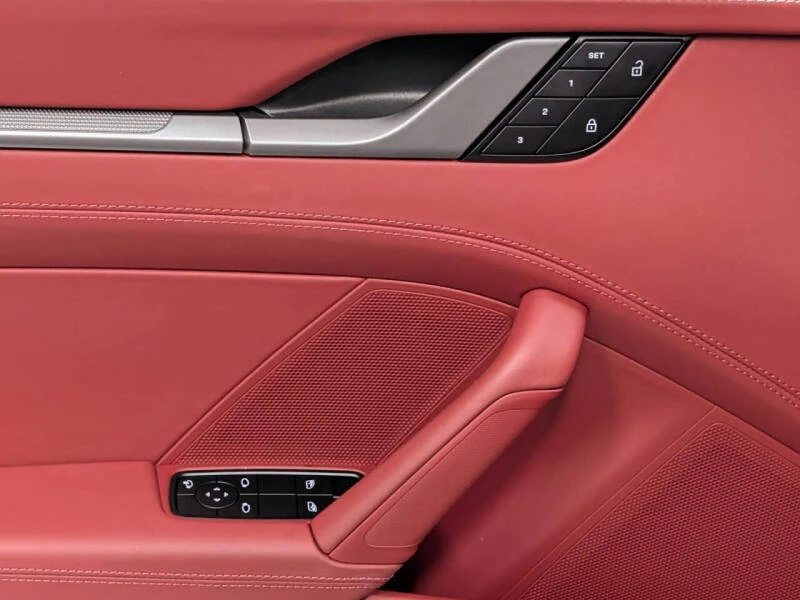 2023 Porsche 992 Targa 4 & 4S - Image 22 of 31