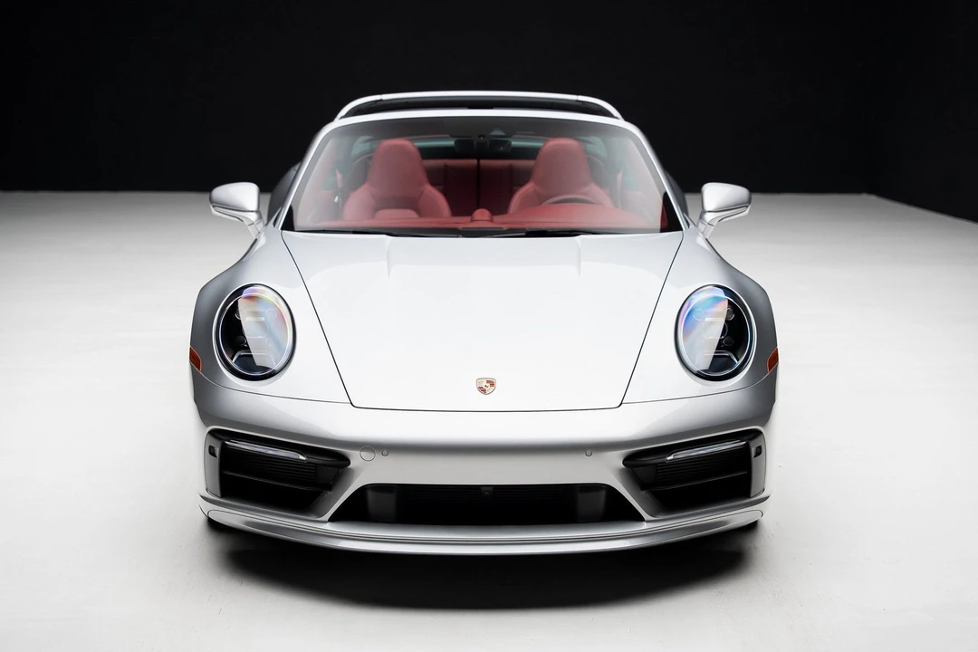 2023 Porsche 992 Targa 4 & 4S - Image 8 of 21