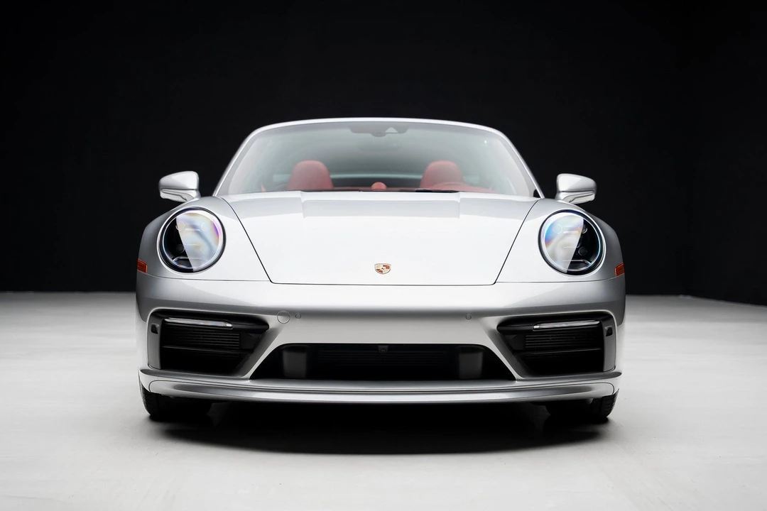 2023 Porsche 992 Targa 4 & 4S - Image 10 of 21