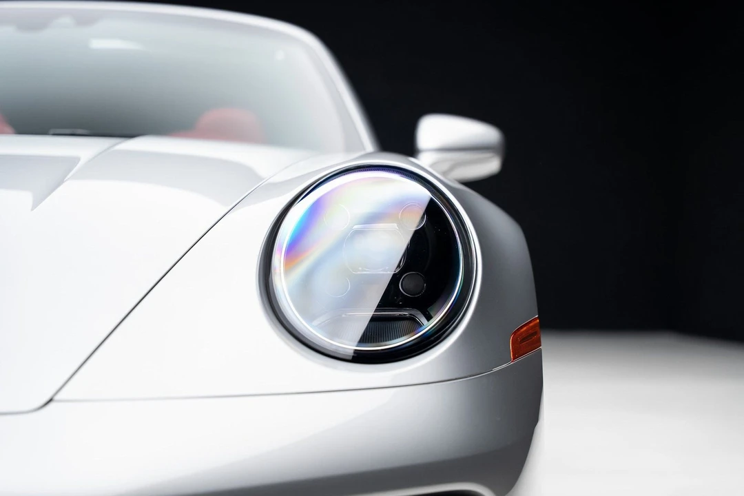 2023 Porsche 992 Targa 4 & 4S - Image 12 of 21