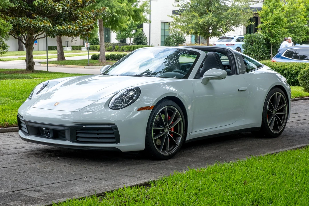 2023 Porsche 992 Targa 4 & 4S - Image 8 of 31