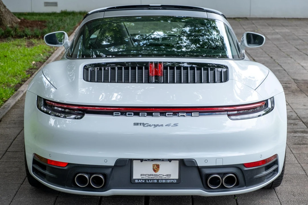 2023 Porsche 992 Targa 4 & 4S - Image 5 of 31