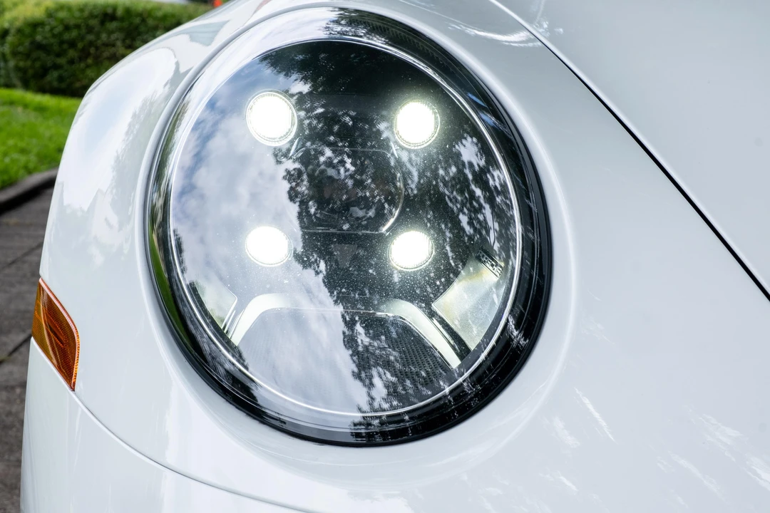 2023 Porsche 992 Targa 4 & 4S - Image 23 of 31