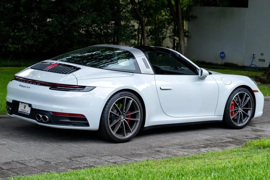 2023 Porsche 992 Targa 4 & 4S - Image 4 of 31