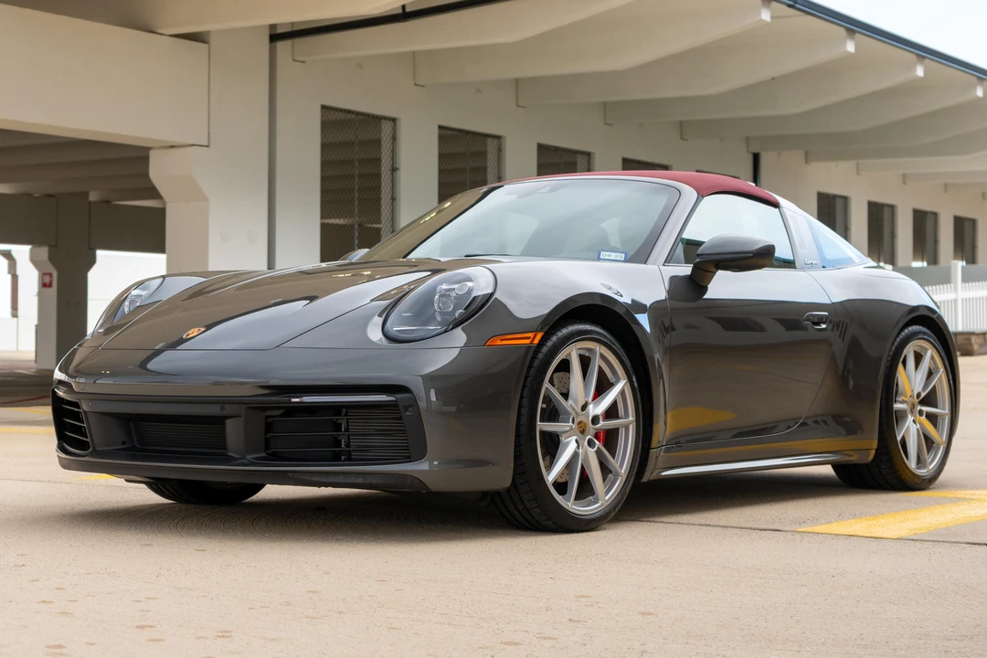 2023 Porsche 992 Targa 4 & 4S - Image 13 of 31