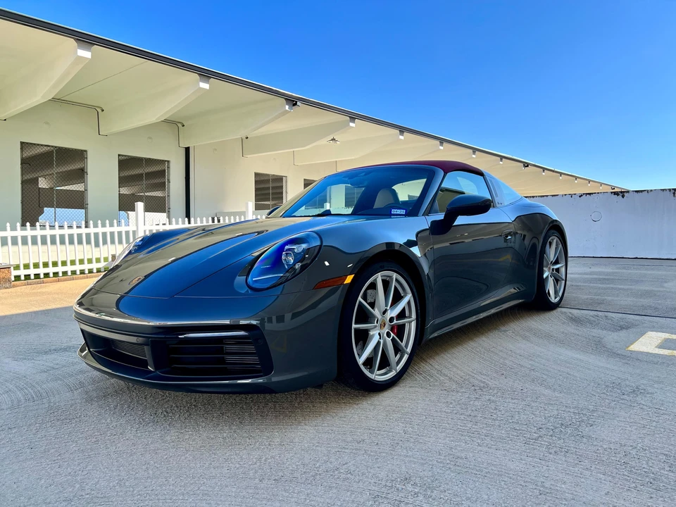 2023 Porsche 992 Targa 4 & 4S - Image 12 of 31