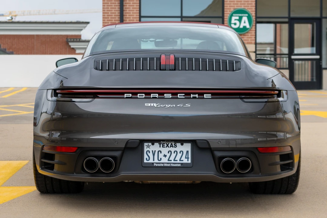 2023 Porsche 992 Targa 4 & 4S - Image 19 of 31