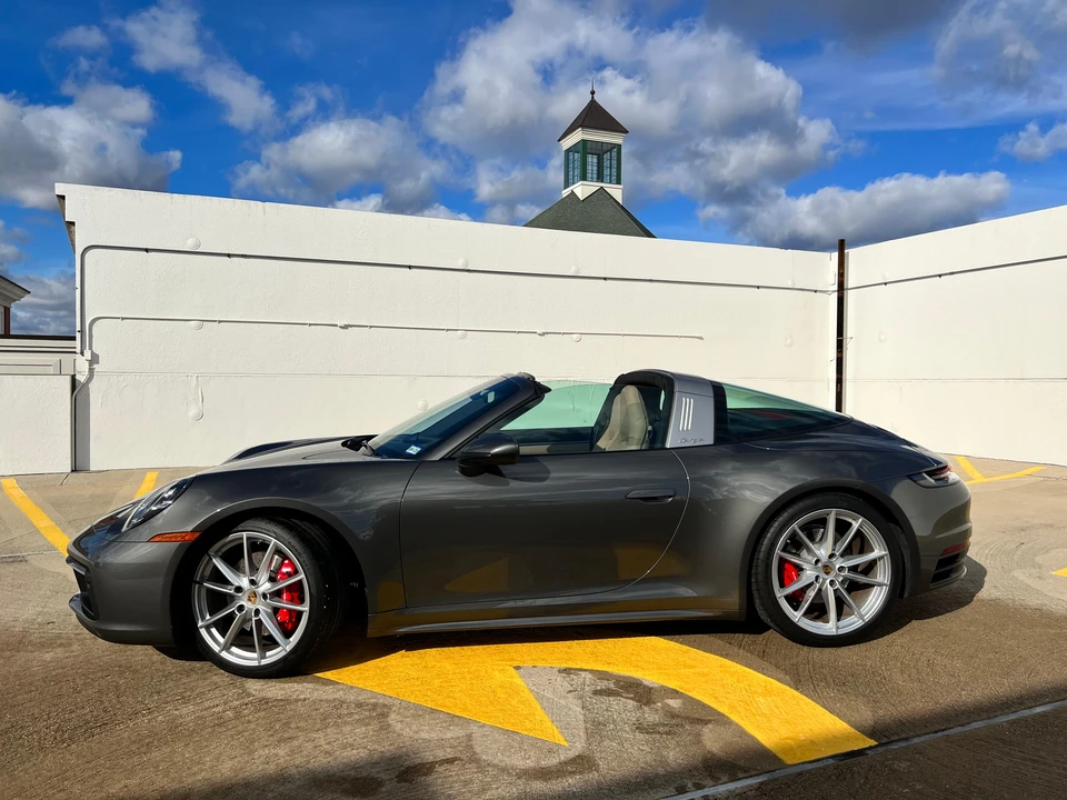 2023 Porsche 992 Targa 4 & 4S - Image 8 of 31