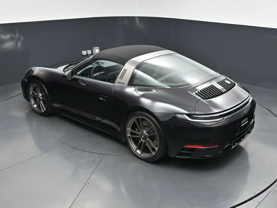 2023 Porsche 992 Targa 4 & 4S - Image 16 of 31