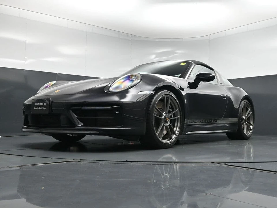 2023 Porsche 992 Targa 4 & 4S - Image 22 of 31