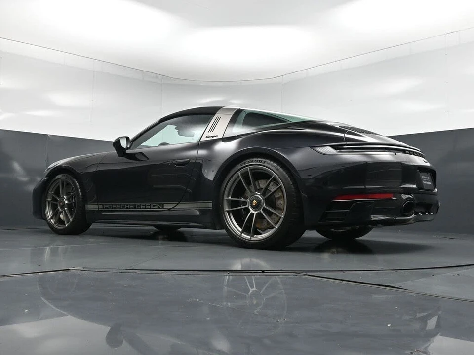 2023 Porsche 992 Targa 4 & 4S - Image 24 of 31