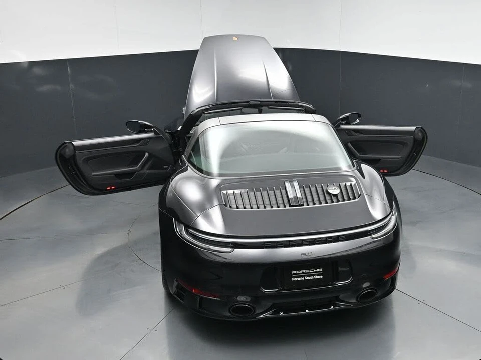 2023 Porsche 992 Targa 4 & 4S - Image 31 of 31
