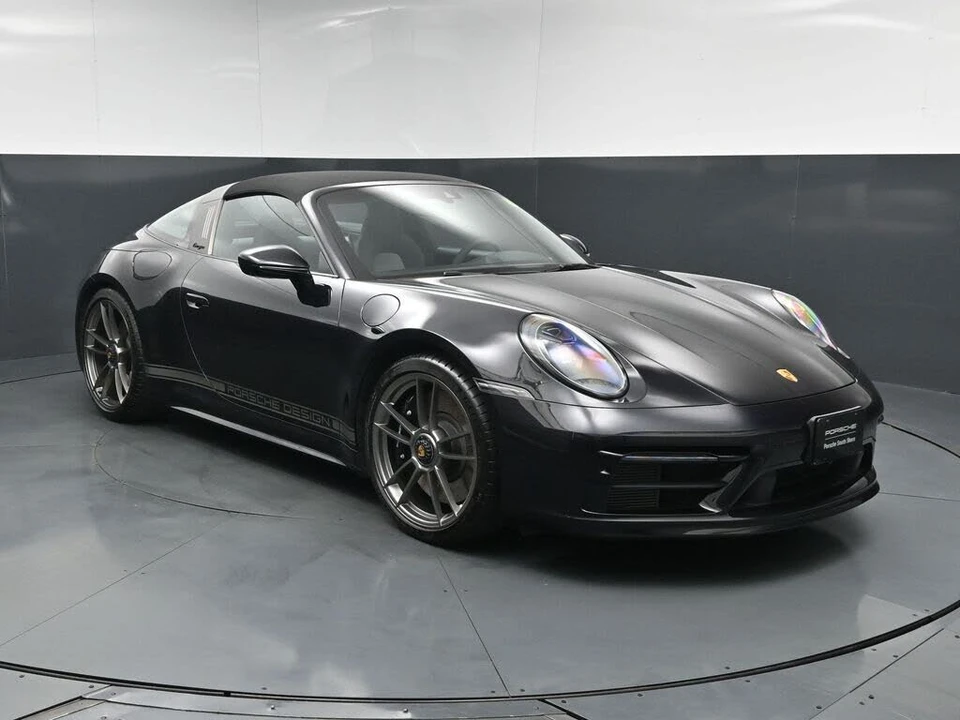2023 Porsche 992 Targa 4 & 4S - Image 12 of 31