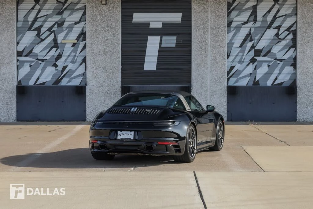 2023 Porsche 992 Targa 4 & 4S - Image 15 of 31