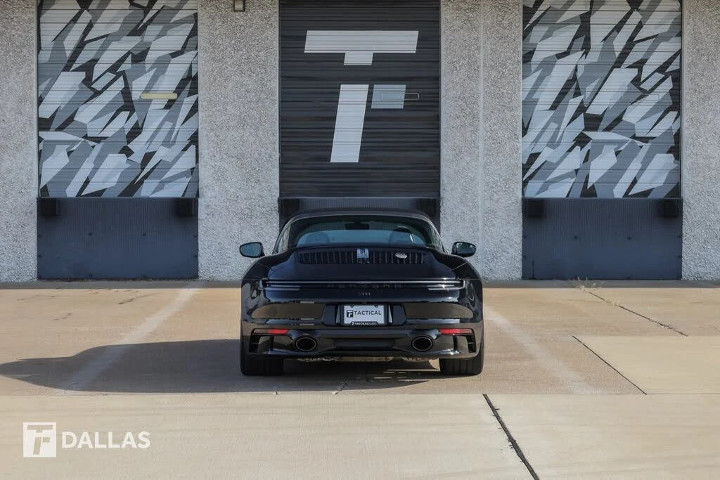 2023 Porsche 992 Targa 4 & 4S - Image 13 of 31