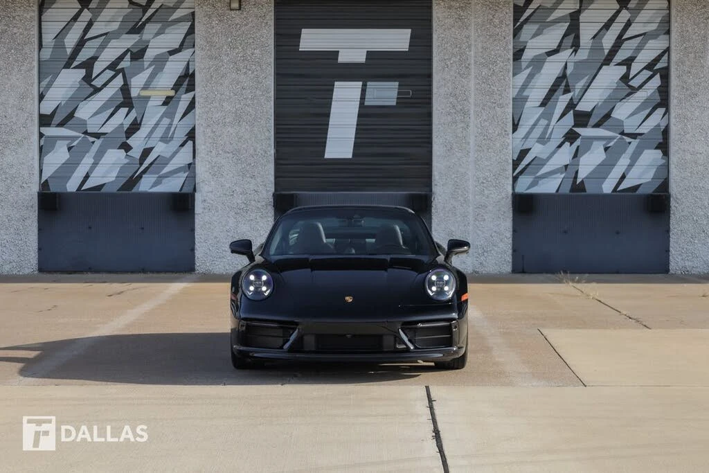 2023 Porsche 992 Targa 4 & 4S - Image 4 of 31
