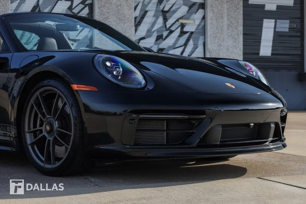 2023 Porsche 992 Targa 4 & 4S - Image 3 of 31