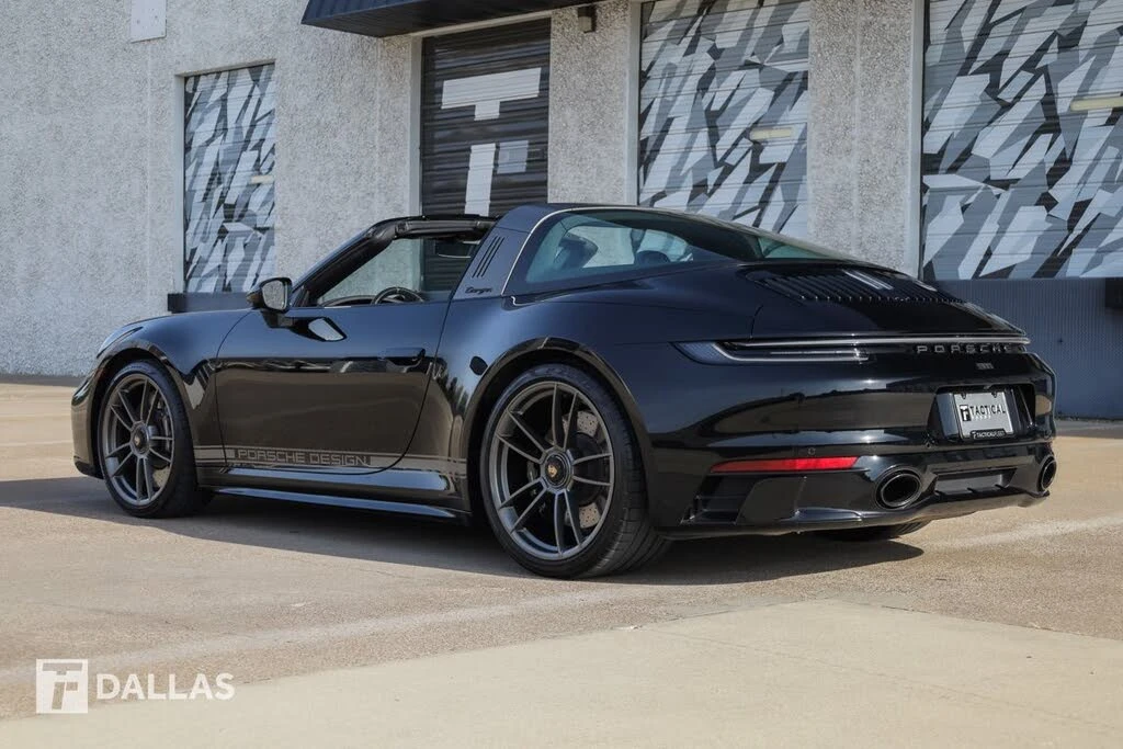 2023 Porsche 992 Targa 4 & 4S - Image 10 of 31