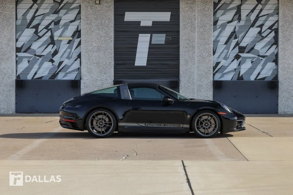 2023 Porsche 992 Targa 4 & 4S - Image 17 of 31