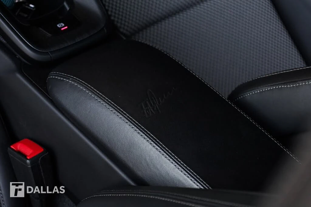 2023 Porsche 992 Targa 4 & 4S - Image 29 of 31