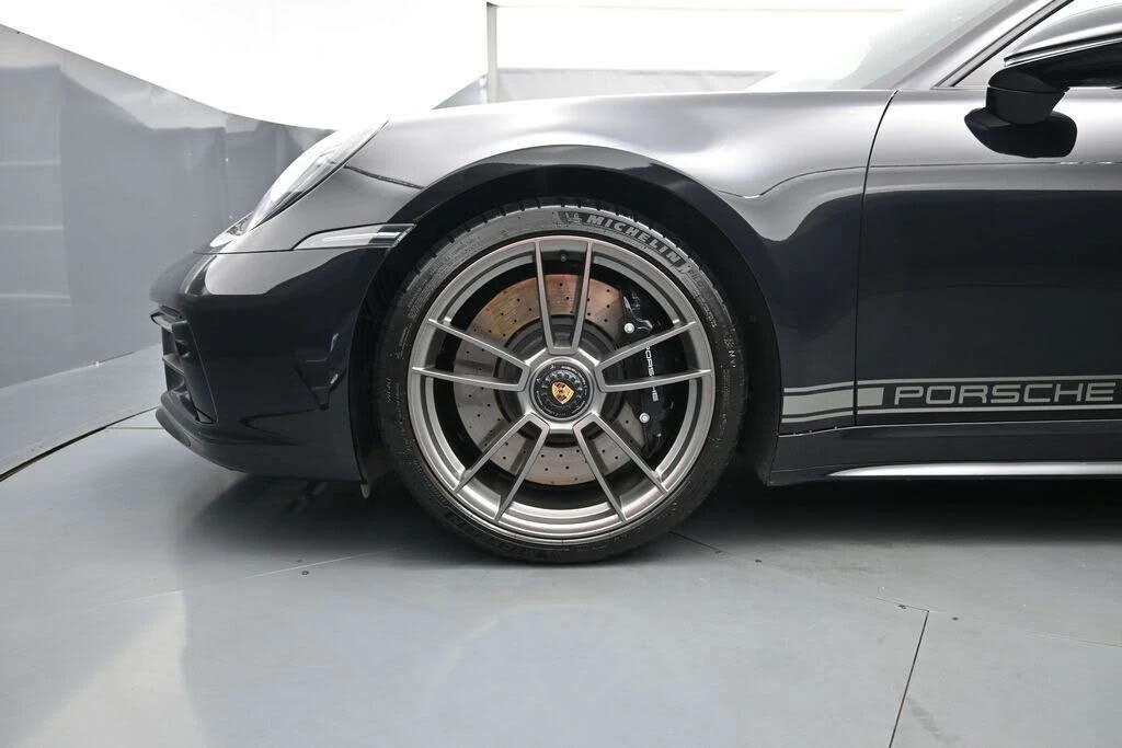 2023 Porsche 992 Targa 4 & 4S - Image 8 of 31