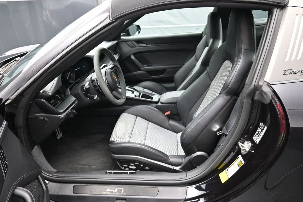2023 Porsche 992 Targa 4 & 4S - Image 5 of 31