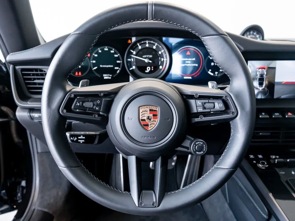 2023 Porsche 992 Targa 4 & 4S - Image 17 of 31