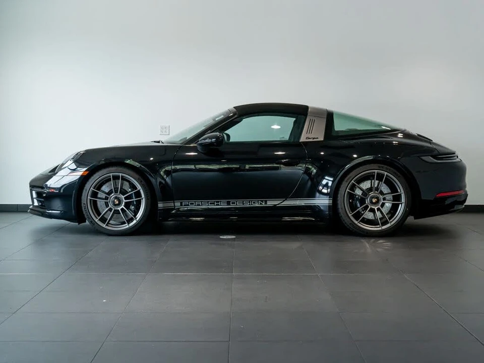 2023 Porsche 992 Targa 4 & 4S - Image 2 of 31