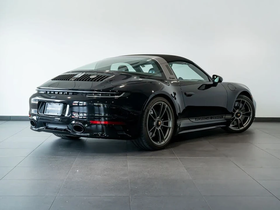 2023 Porsche 992 Targa 4 & 4S - Image 7 of 31