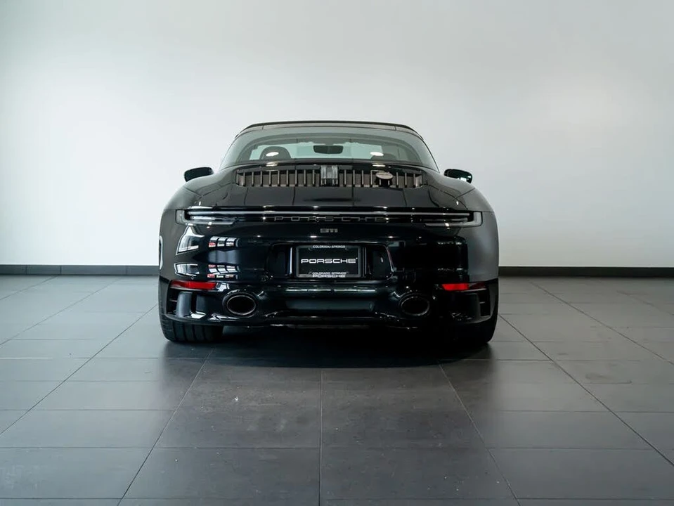 2023 Porsche 992 Targa 4 & 4S - Image 6 of 31