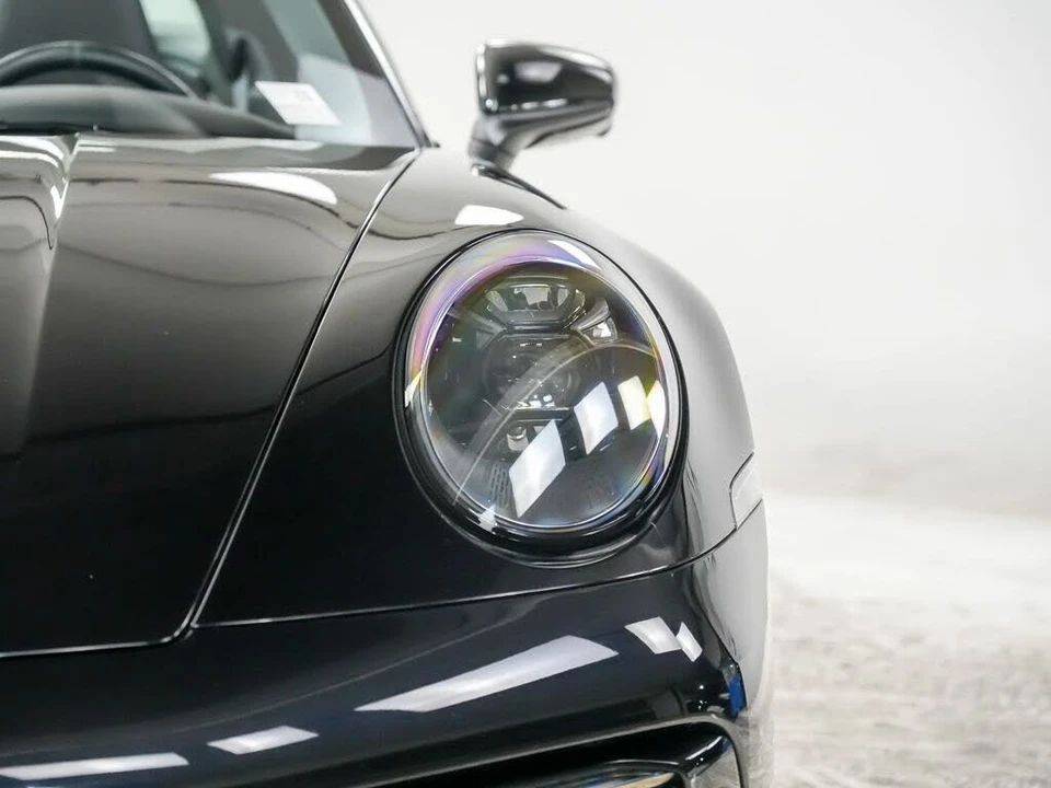 2023 Porsche 992 Targa 4 & 4S - Image 7 of 31