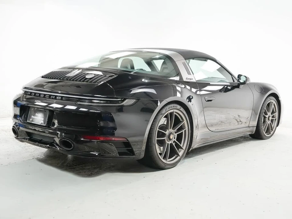 2023 Porsche 992 Targa 4 & 4S - Image 10 of 31