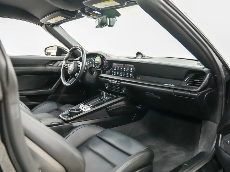 2023 Porsche 992 Targa 4 & 4S - Image 14 of 31