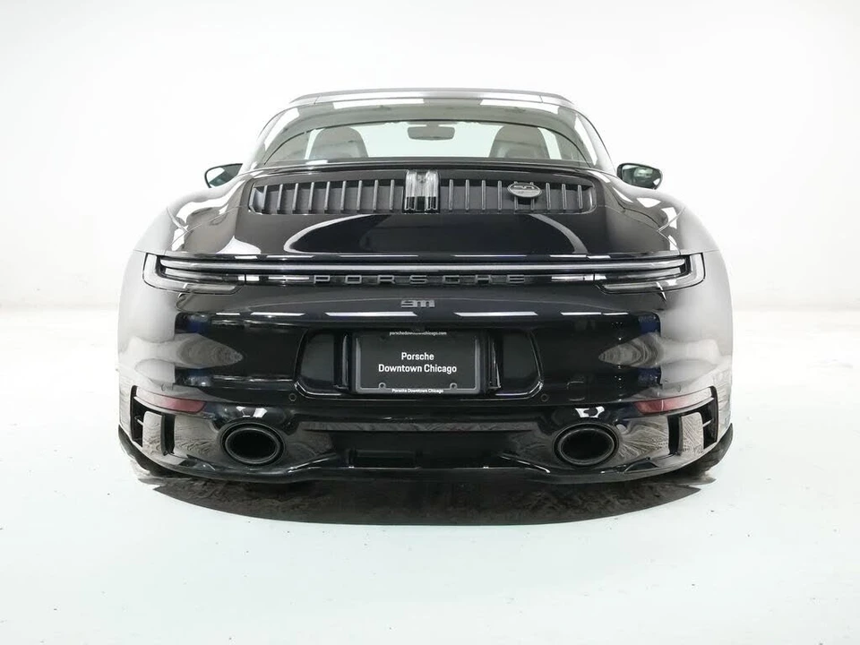 2023 Porsche 992 Targa 4 & 4S - Image 11 of 31