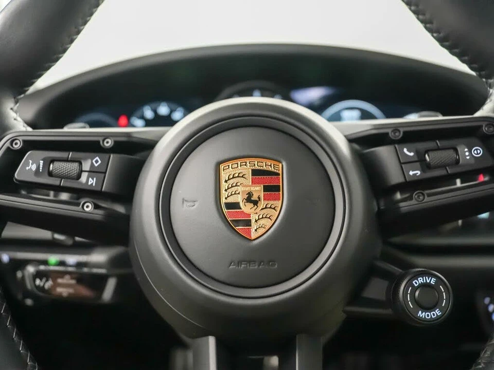 2023 Porsche 992 Targa 4 & 4S - Image 24 of 31