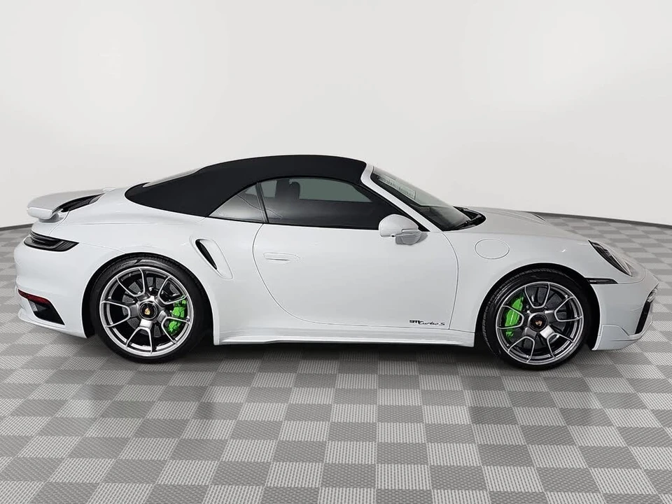 2023 Porsche 992 Turbo - Image 9 of 31