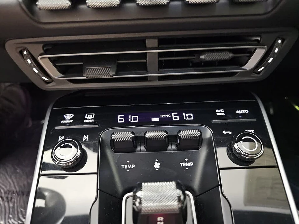 2023 Porsche 992 Turbo - Image 22 of 31