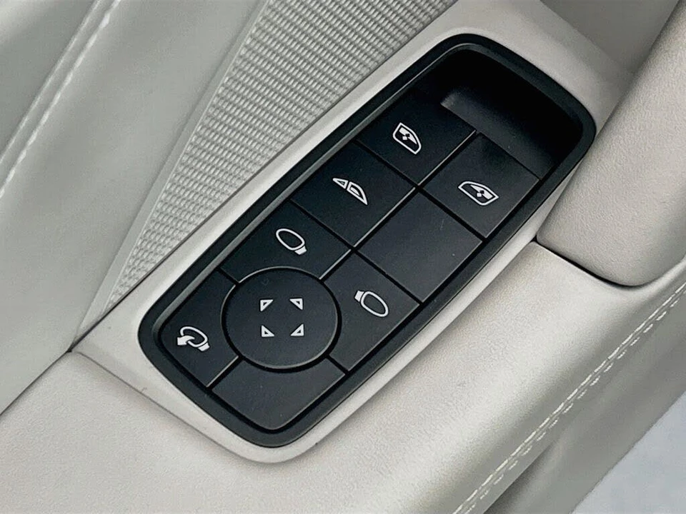 2023 Porsche 992 Turbo - Image 29 of 31