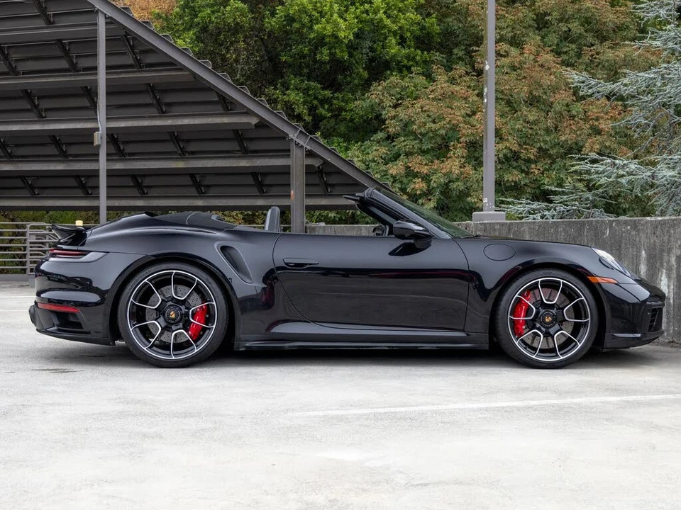 2023 Porsche 992 Turbo - Image 12 of 31