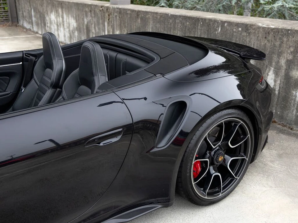 2023 Porsche 992 Turbo - Image 18 of 31