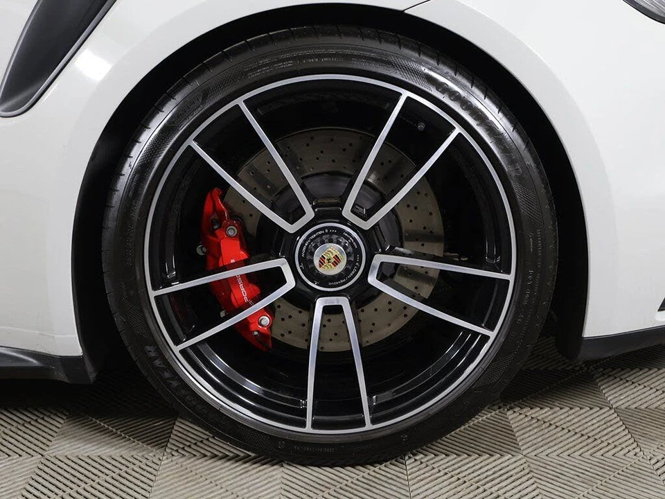 2023 Porsche 992 Turbo - Image 24 of 31